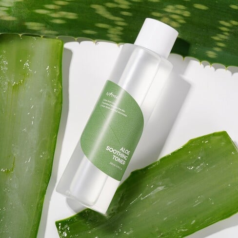 Isntree - Tónico de Aloe Vera Soothing - Skin Shine